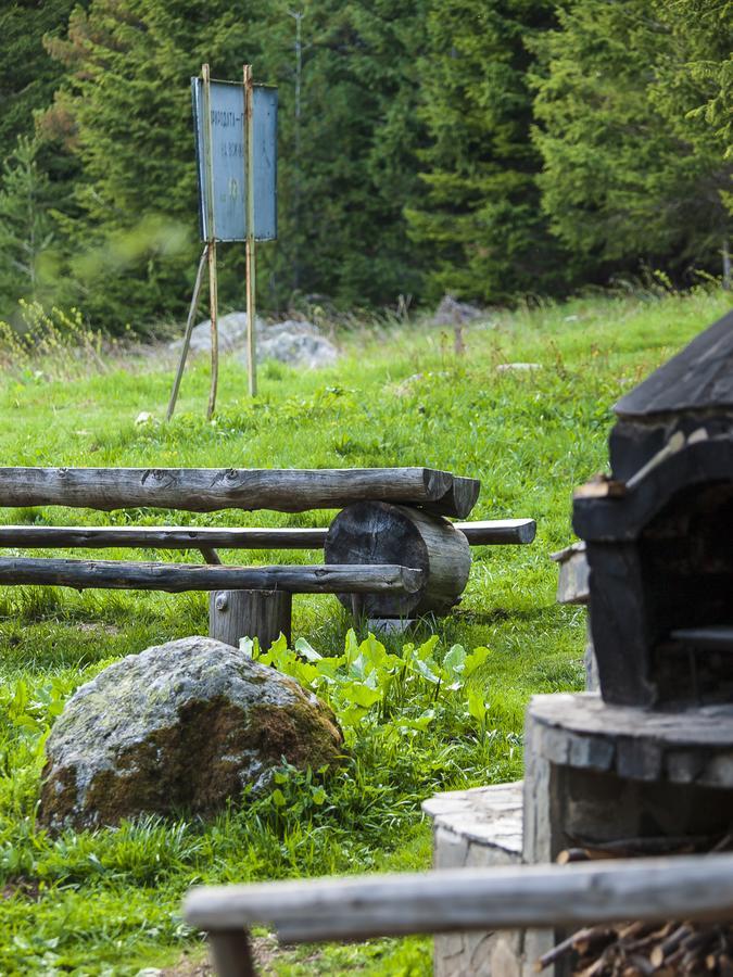 Lovna Hut Panichishte Exterior photo